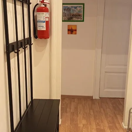 Apartman Near Colosseum